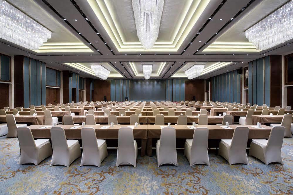 Jinling Riverside Hotel Nanjing  Exteriör bild